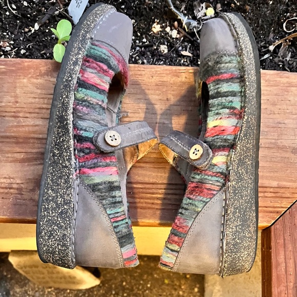 Aetrex JANINE Sweater Mary Jane Shoes - Picture 2 of 8